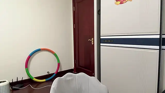 Snapshot of Nicole-13 chatting on 03-23-26, 01:04 Nicole-13 online show from 03-23-26, 01:04