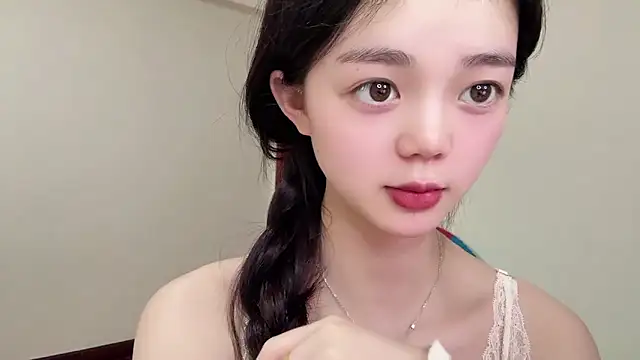 Snapshot of Nicole-13 chatting on 04-14-26, 02:28 Nicole-13 online show from 04-14-26, 02:28