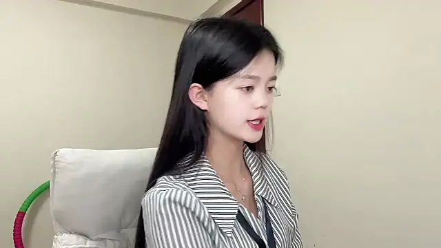 Nicole-13 online show from 05-31-26, 01:07