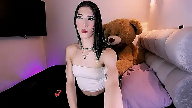 fhalon foxxxys  online show from 04-15-26, 07:15