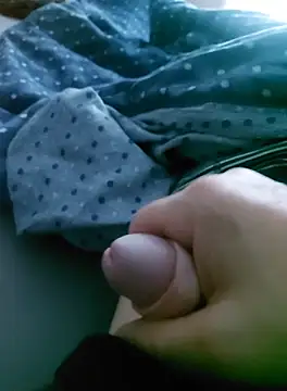 nikfu274 online show from 10-06-25, 07:17