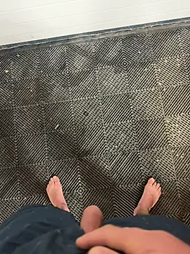 Snapshot of Bigtitsloveshow chatting on 09-13-25, 02:55 Bigtitsloveshow online show from 09-13-25, 02:55