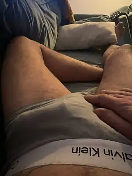 Snapshot of Bigtitsloveshow chatting on 02-08-26, 08:18 Bigtitsloveshow online show from 02-08-26, 08:18