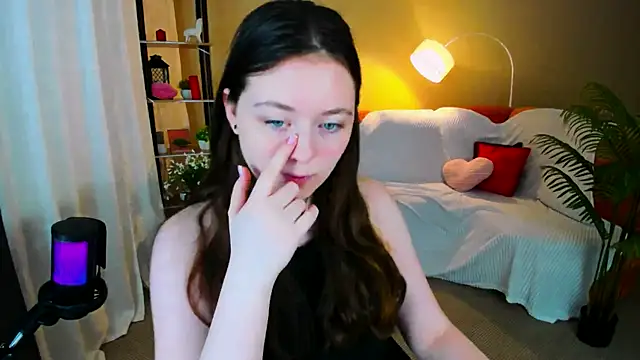 AlluringLookk online show from 02-27-26, 12:05