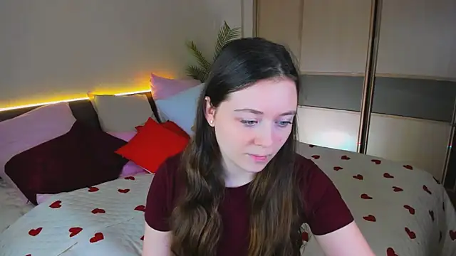 AlluringLookk online show from 03-16-26, 02:21