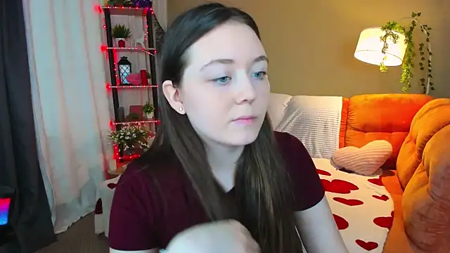 AlluringLookk online show from 04-05-26, 11:18