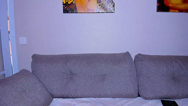 OliviaReece online show from 04-07-26, 05:52