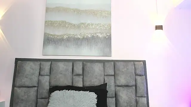 CrisstalStwart online show from 12-01-25, 07:19