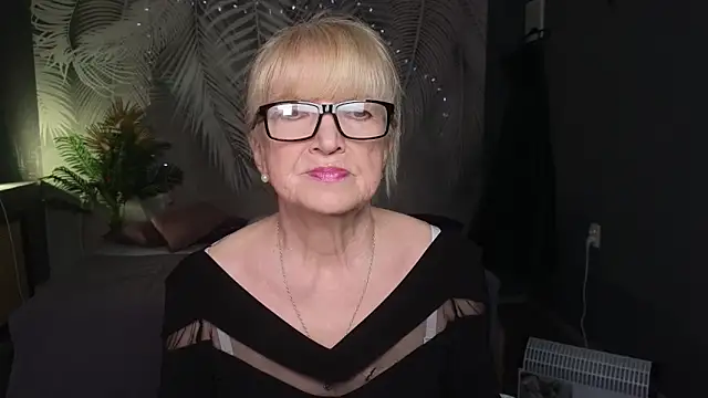 Snapshot of Sabina_Ros chatting on 03-03-26, 07:47 Sabina Ros online show from 03-03-26, 07:47