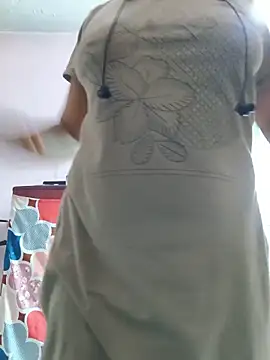 Love-pari077 online show from 05-31-26, 12:19