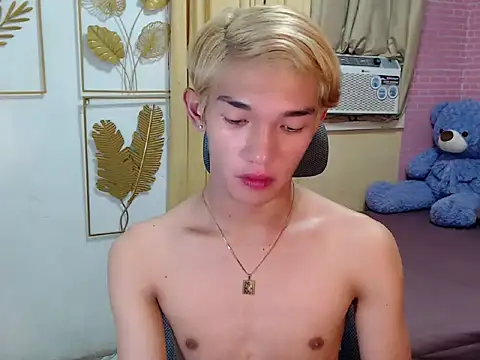 fuckerfriendsxx online show from 04-13-26, 10:21