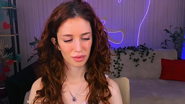 Snapshot of ChristinaConteeree chatting on 06-04-26, 07:20 ChristinaConteeree online show from 06-04-26, 07:20