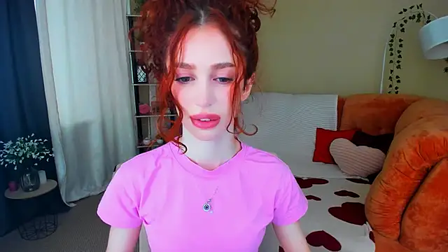 Snapshot of ChristinaConteeree chatting on 07-09-26, 11:14 ChristinaConteeree online show from 07-09-26, 11:14