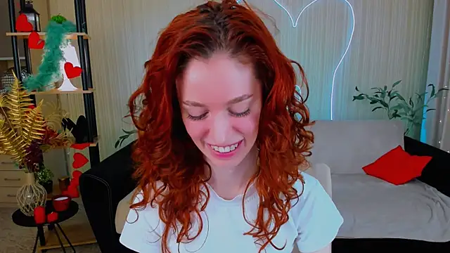 Snapshot of ChristinaConteeree chatting on 07-16-26, 07:20 ChristinaConteeree online show from 07-16-26, 07:20