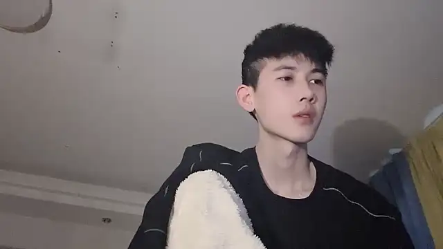 xiaojie2563 online show from 03-19-26, 07:01