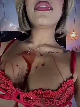 MystiqueXXX online show from 03-25-26, 01:17