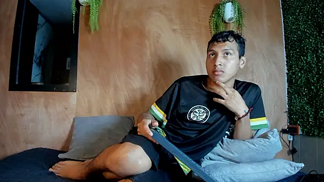 spicy adonhis online show from 03-27-26, 01:22