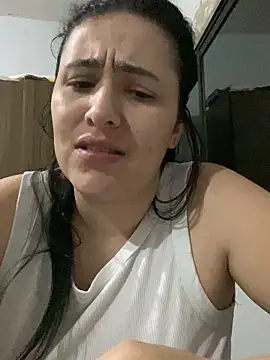 Snapshot of IvettSt_ chatting on 01-15-26, 04:50 IvettSt online show from 01-15-26, 04:50