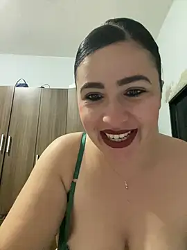 Snapshot of IvettSt_ chatting on 07-18-26, 04:49 IvettSt online show from 07-18-26, 04:49