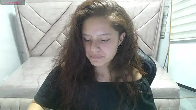 Velvet Moon V online show from 03-05-26, 07:54