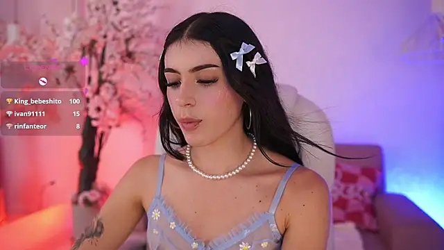 JadeSummerr online show from 05-11-26, 04:04