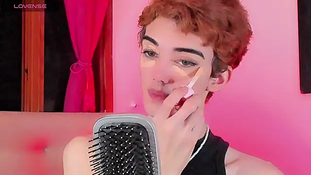 Baby FenixTS online show from 04-11-26, 10:58