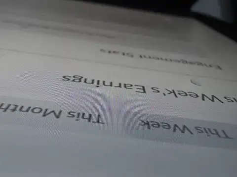 Snapshot of EssenceLovers chatting on 02-10-26, 04:05 EssenceLovers online show from 02-10-26, 04:05