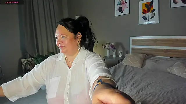 Snapshot of sandra_jackson chatting on 06-07-26, 02:59 sandra jackson online show from 06-07-26, 02:59