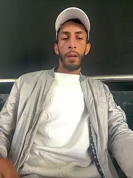 Yasar-Xxxl online show from 05-18-26, 10:21