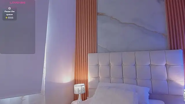 mia 2406  online show from 04-14-26, 02:23