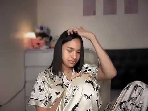 lelasohna online show from 04-12-26, 12:21