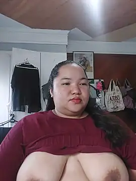 LianaCruzado online show from 06-12-26, 09:08