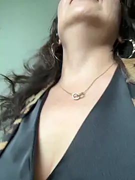 anna yngs online show from 05-29-26, 07:06