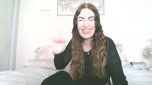EllaKent online show from 05-16-26, 01:43
