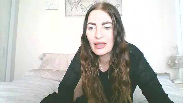 EllaKent online show from 05-19-26, 02:34