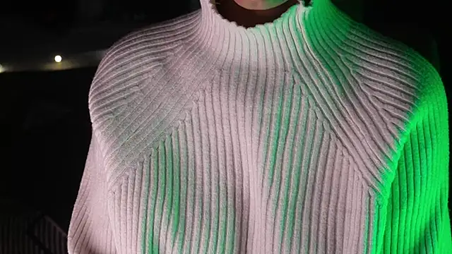 Snapshot of NidhiChandra chatting on 12-20-25, 10:00 NidhiChandra online show from 12-20-25, 10:00