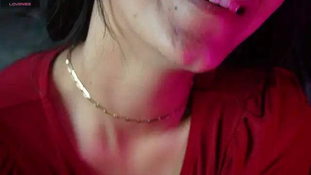 Snapshot of NidhiChandra chatting on 03-27-26, 06:52 NidhiChandra online show from 03-27-26, 06:52