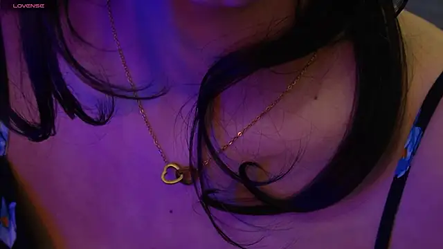 Snapshot of NidhiChandra chatting on 04-09-26, 05:40 NidhiChandra online show from 04-09-26, 05:40