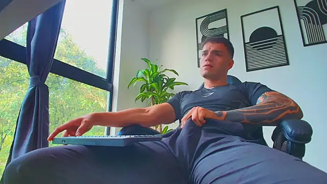 ALPHA DOMINUS  online show from 04-14-26, 09:54