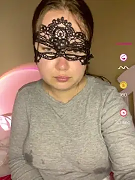ShyPampBlondie online show from 05-07-26, 10:42
