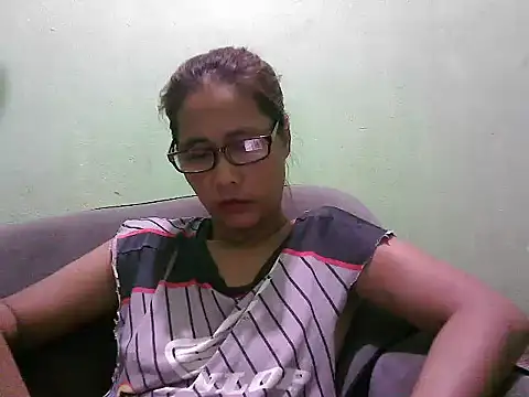 HotLadyPinay32 online show from 07-10-26, 09:12