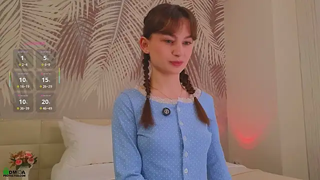 LolaPrise online show from 04-12-26, 01:43