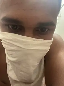 Snapshot of omkarcoll chatting on 02-01-26, 03:10 omkarcoll online show from 02-01-26, 03:10