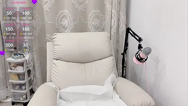 tuantuanle online show from 03-29-26, 01:55