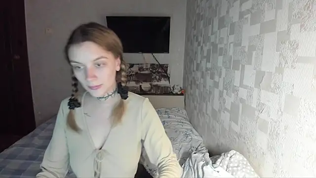 AlisTris online show from 10-05-25, 02:59