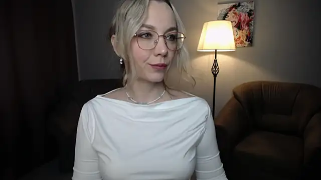 Ava Elior online show from 04-07-26, 11:32