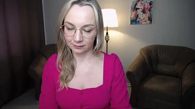 Ava Elior online show from 04-16-26, 11:55