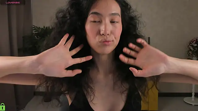 FlirtyAura online show from 04-03-26, 03:26