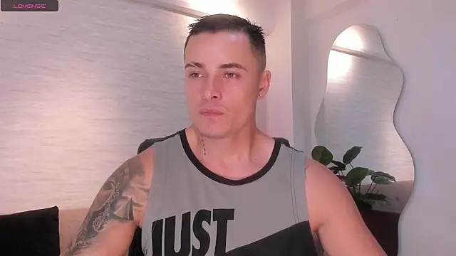 connorsmiith online show from 04-17-26, 09:56