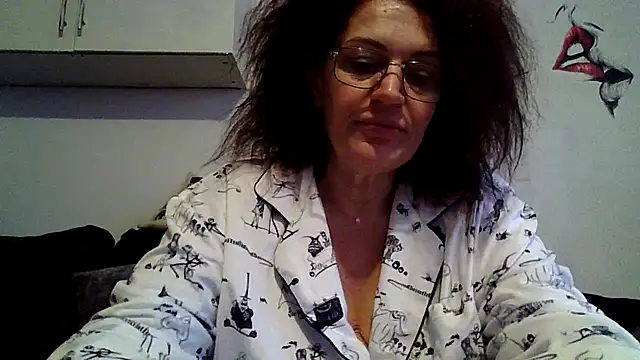 Snapshot of RubyyRosee chatting on 03-04-26, 01:28 RubyyRosee online show from 03-04-26, 01:28